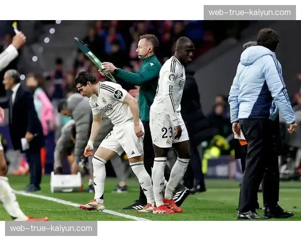 皇马门迪长期伤停影响体系 卡马文加固定左后卫打破轮换配置